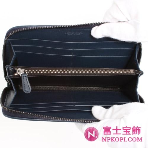 ボッテガヴェネタ カーフレザー 長財布 ネイビー 114076V46514130